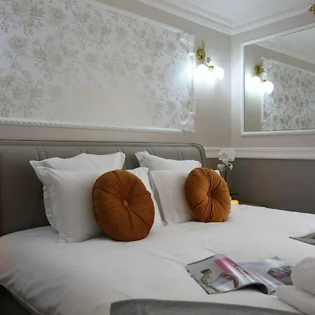 Triplex 250m² 6ch - Clim - Tres Spacieux -