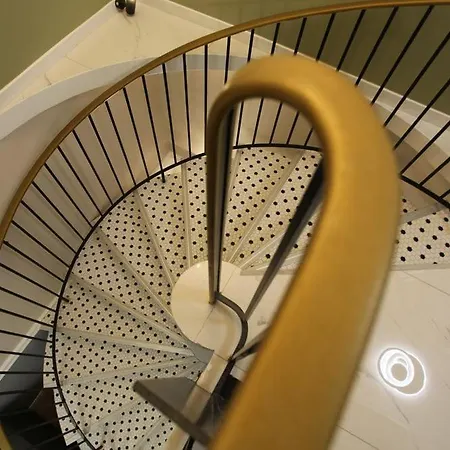 Triplex 250m² 6ch - Clim - Tres Spacieux - Apartament *