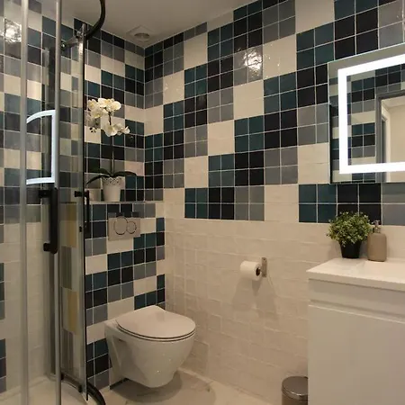 Triplex 250m² 6ch - Clim - Tres Spacieux - Apartament Paryż