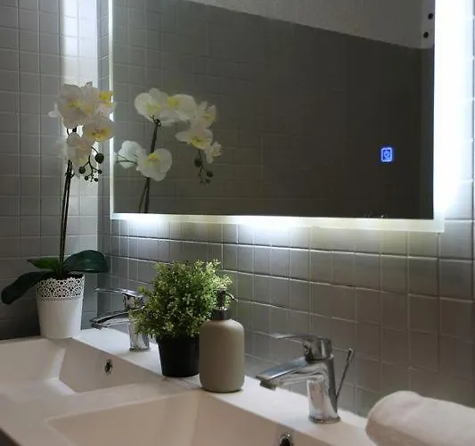 Triplex 250m² 6ch - Clim - Tres Spacieux - * Paris